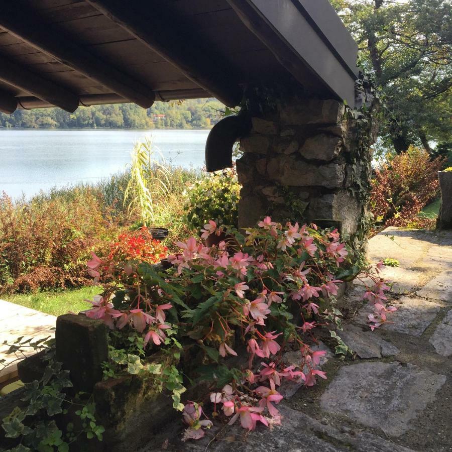 Brusisch 1638 Cottage Osmate Exterior photo